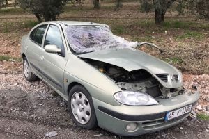3 ara&ccedil; birbirine girdi: 2 &ouml;l&uuml;