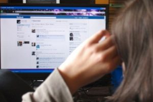 Boşanmak isteyen kocadan '&ccedil;ıplak fotoğraf' iddiası