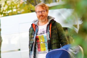 İ&ccedil;erde dizisinin Alyanak'ı, &ccedil;ocukları unutmadı