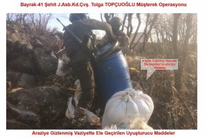Diyarbakır'da b&uuml;y&uuml;k operasyon s&uuml;r&uuml;yor