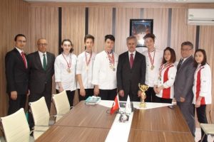 Ulusal Yemek Yarışması'nın birincileri Bursa'dan &ccedil;ıktı