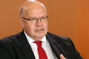 Almanya'dan T&uuml;rk siyaset&ccedil;ilere seyahat yasağı tehdidi