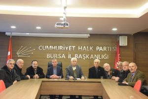 CHP Bursa Emek B&uuml;rosu: Emek d&uuml;şmanı politikalara hayır diyoruz