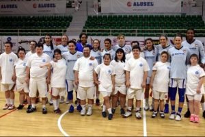 Kardeşlik Kupası İzmir Down Basket'in