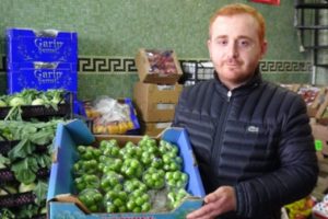 İlk hasat can erik İstanbul'da 583 liraya satışta!