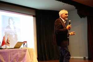 Yazar &Ouml;zkılın&ccedil;, Bursa'ya değer katanları anlattı