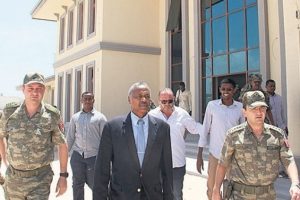 T&uuml;rk askeri &uuml;ss&uuml; Somali'de g&ouml;reve başlıyor