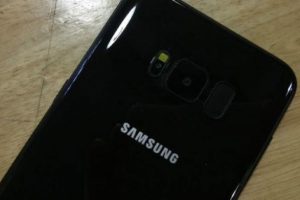 Galaxy S8'in siyah modeli ilk kez g&ouml;r&uuml;nt&uuml;lendi