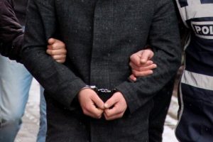 Bursa'da FET&Ouml;'n&uuml;n askeri yapılanmasına operasyon