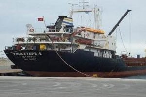 Libya a&ccedil;ıklarında batan T&uuml;rk gemisindeki 8 m&uuml;rettebat kurtarıldı