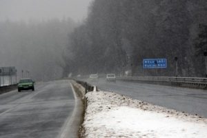 Bolu Dağı'nda kar ulaşımı yavaşlattı