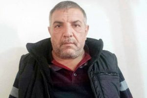 Komşu kavgasında kan aktı: 1 &ouml;l&uuml;, 1 ağır yaralı