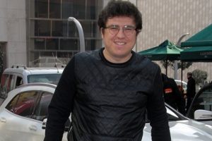 İbrahim B&uuml;y&uuml;kak hayranlarını kıramadı