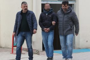 Elazığ'da ter&ouml;r operasyonu: 11 g&ouml;zaltı