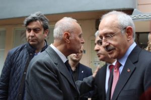 Kılı&ccedil;daroğlu'ndan şehit ailesine ziyaret