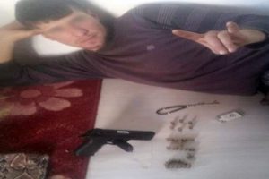 &Ouml;fkeli koca eşini ve kayınvalidesini yaraladı