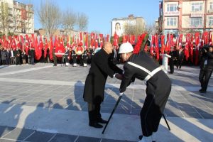 &Ccedil;anakkale'de Deniz Zaferi'nin 102. yılı etkinlikleri başladı