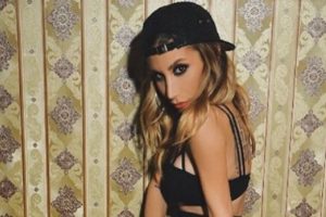 İrem Derici'nin sarışın hali!