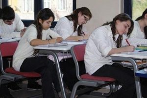 Sosyal bilimler liselerine yabancı dil sınıfı
