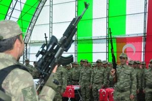 Korcular T&uuml;rk&ccedil;e ve K&uuml;rt&ccedil;e yeminle g&ouml;reve başladı