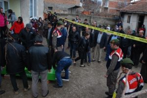 45 yaşındaki kadın ahırda intihar etti