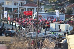 Başbakan'ın mitingi &ouml;ncesi 3.8 b&uuml;y&uuml;kl&uuml;ğ&uuml;nde deprem