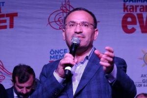 Bakan Bozdağ Bursa'da vatandaşlara seslendi