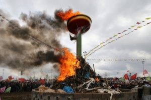 PKK Kobani'de Nevruz'u yasakladı