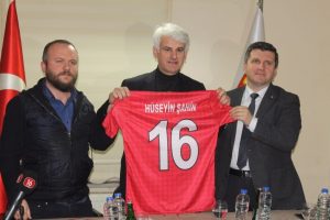 Bursa Milletvekili  Şahin'den Kurtuluşspor'a ziyaret