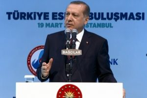 Erdoğan'dan servis&ccedil;ilere: Size hakkınız olmayanı veremem