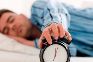 İdeal uyku s&uuml;resi 7-9 saat