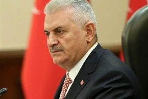 Başbakan Yıldırım eski bakanlarla bir araya geldi