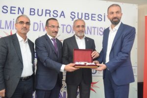 Cumhurbaşkanı Başdanışmanı Top&ccedil;u Bursa'da: "Bu Erdoğan'ın değil, her doğanın meselesidir"
