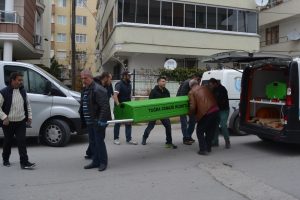 Hava değişimine gelen asker evde &ouml;l&uuml; bulundu