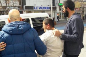 Bolu'da &uuml;niversiteli kızı taciz eden şahsa lin&ccedil; girişimi
