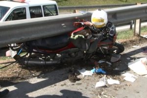 15 Temmuz Şehitler K&ouml;pr&uuml;s&uuml;'nde trafiği kilitleyen kaza