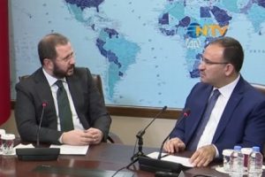 Bozdağ: Batı, darbecileri ve ter&ouml;ristleri himaye ediyor