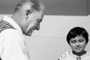 Mahkeme Atat&uuml;rk'&uuml;n vasiyeti kapsamında &ouml;denen parayı sordu