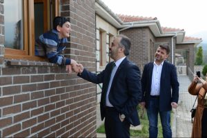 Bursa'nın İneg&ouml;l Belediye Başkanı Aktaş engellilerin g&ouml;nl&uuml;n&uuml; aldı