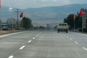 Asfalt yerine beton yollar geliyor