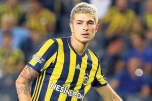 Neustadter'den Rus basınına Fenerbah&ccedil;e &ouml;vg&uuml;s&uuml;