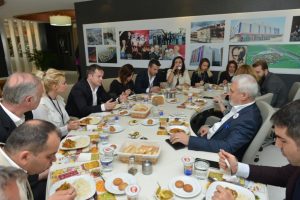 Bursa Nil&uuml;fer'de hedef herkese spor yaptırmak