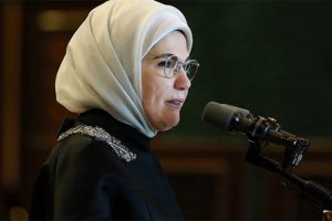 Emine Erdoğan: 16 Nisan bir fırsat