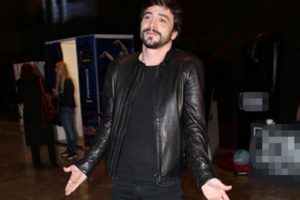 Ahmet Kural hayranı ile tartıştı
