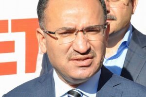 Bozdağ'ın g&uuml;ndeminde İngiltere'deki ter&ouml;r saldırısı vardı