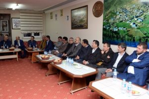 Bursa Osmangazi Belediye Başkanı D&uuml;ndar, 21 farklı dernek y&ouml;neticisi ile buluştu