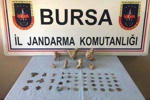 Bursa'da tarihi eser operasyonu 3 kişi g&ouml;zaltında