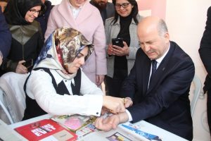 Bursa'da referanduma 'evet' d&ouml;vmeli destek