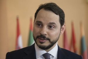 Bakan Albayrak m&uuml;jdeyi verdi: 1 milyon aileye doğalgaz
