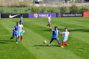 U17'de Finlandiya'ya 4 gol